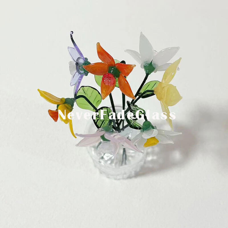 glass daffodil with stem